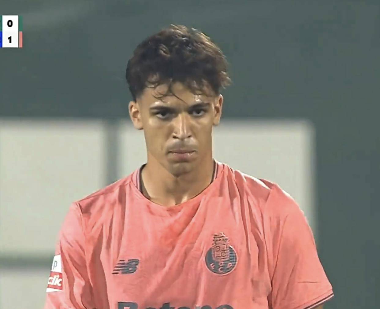 关键时刻尼斯备战葡超；伤情更新细节曝光；气氛紧张；资深球员宣示担当(让德甲升班马8场不败)