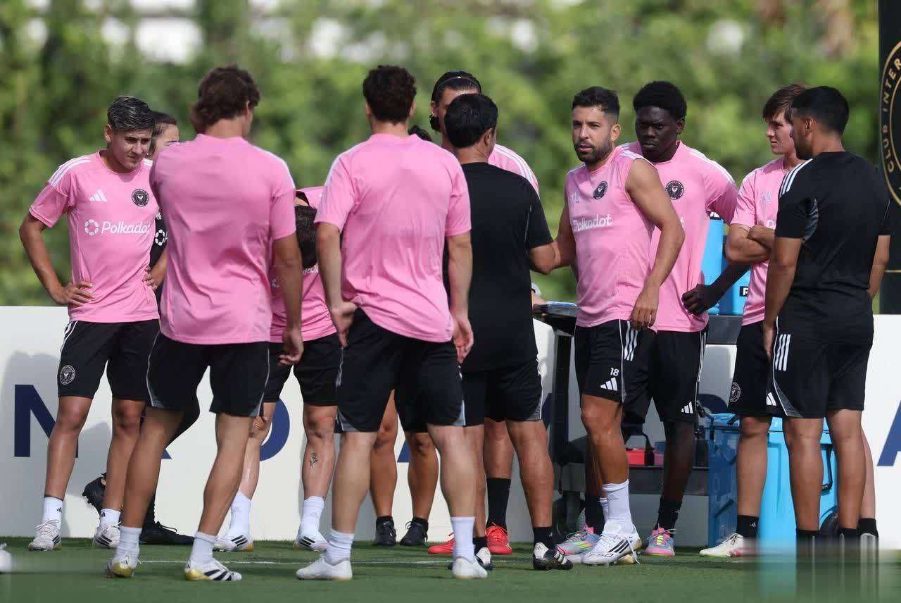 关于巴黎圣日耳曼训练开放日,今晨再遭质疑引欢呼,NBA常规赛在即,训练强度明显提升的信息 关于巴黎圣日耳曼训练开放日,今晨再遭质疑引欢呼,NBA常规赛在即,训练强度明显提升的信息