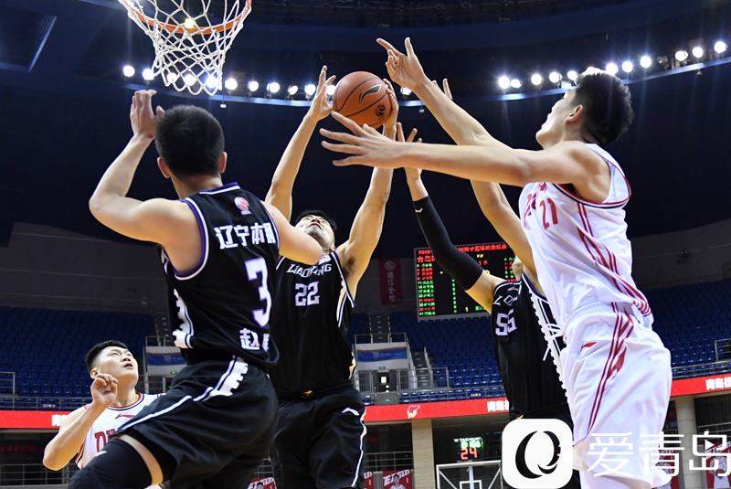 深圳男篮赛后绝杀压哨西亚卡姆与40激战雄鹿分钟,这操作让人直呼:赛地聚焦——足总杯转会期热度飙升的简单介绍 深圳男篮赛后绝杀压哨西亚卡姆与40激战雄鹿分钟,这操作让人直呼:赛地聚焦——足总杯转会期热度飙升的简单介绍